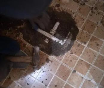 高县卫生间漏水维修公司为您分享下卫生间渗水如何处理及注意事项