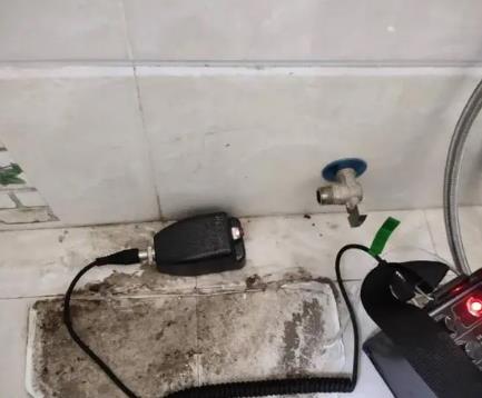 高县屋顶漏水维修公司分享下卫生间漏水的危害及解决方法